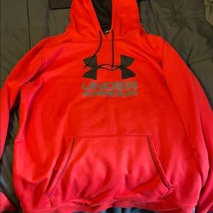 Under armor sweatshirt